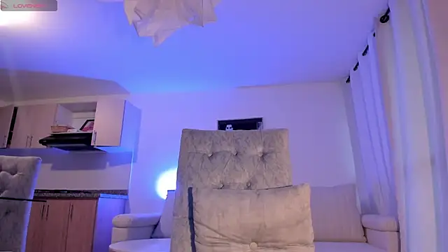 HannahDavis  online show from 02/21/25, 11:10