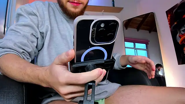 Snapshot of Juan_Castano chatting on 01/16/26, 11:25 Juan Castano online show from 01/16/26, 11:25