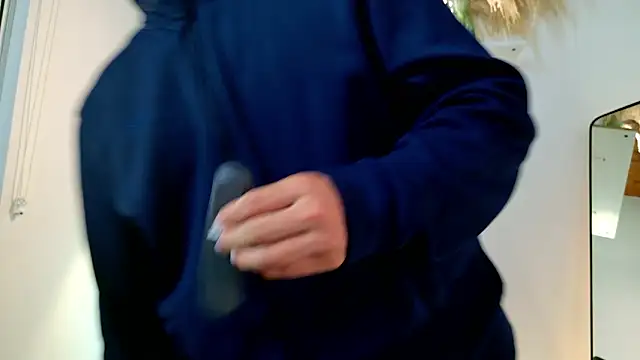 Juan Castano online show from 03/23/26, 06:39