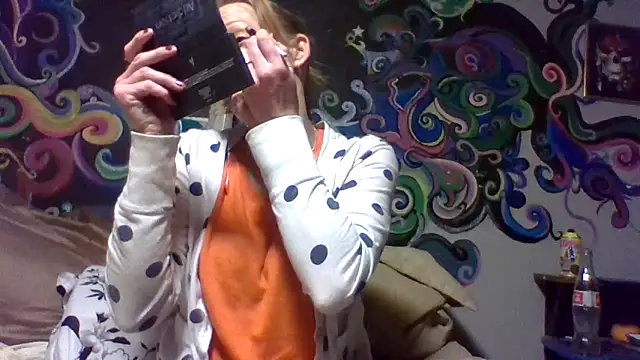 4EyedSluttyGinger online show from 03/15/25, 05:04