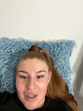 Snapshot of alexababy chatting on 10/15/25, 11:10 alexababy online show from 10/15/25, 11:10