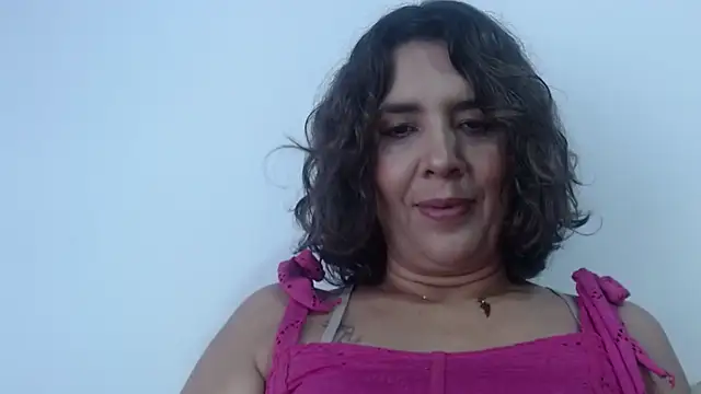 Snapshot of Victoria_meester chatting on 04/27/26, 02:37 Victoria meester online show from 04/27/26, 02:37