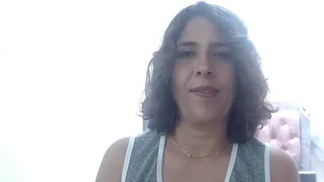 Snapshot of Victoria_meester chatting on 05/14/26, 02:57 Victoria meester online show from 05/14/26, 02:57
