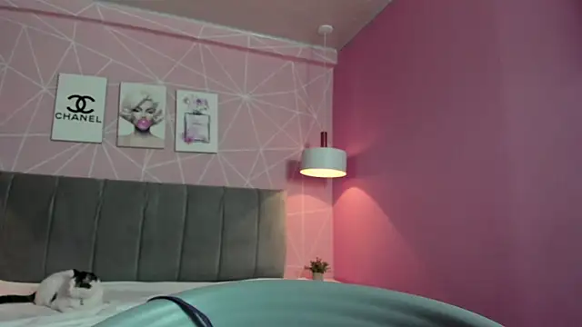 dolly zoe online show from 03/07/25, 05:18