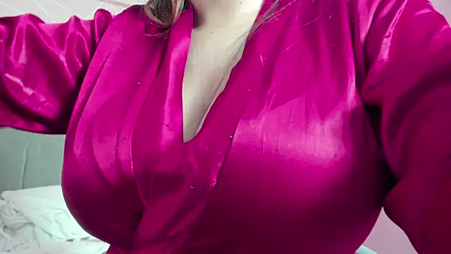 dolly zoe online show from 03/17/25, 08:51