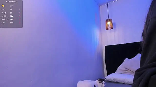 dolly zoe online show from 04/21/26, 05:36