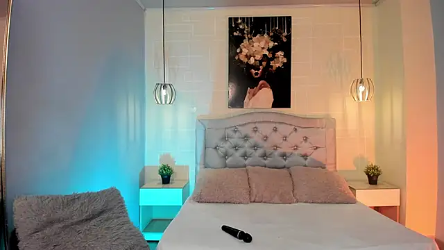 ayshel   online show from 02/12/25, 09:52