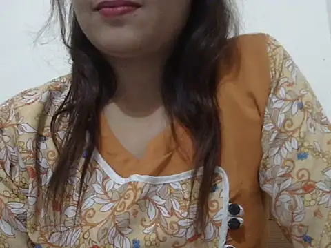 shekira99 online show from 11/13/25, 12:48