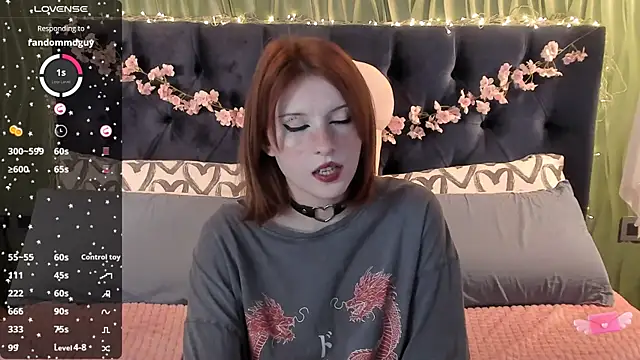 AliceLanley online show from 10/10/25, 11:42