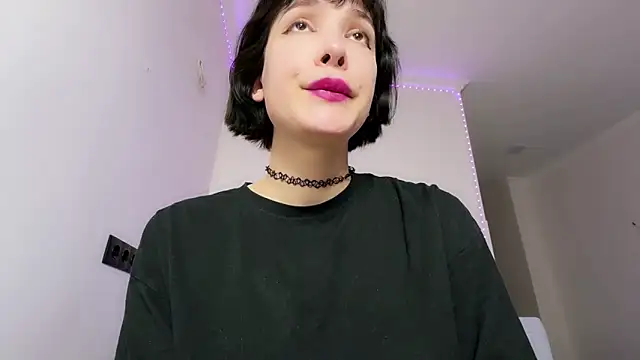 dollmore online show from 12/29/24, 03:35