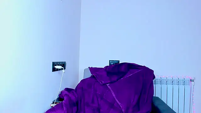 dollmore online show from 09/23/25, 03:20