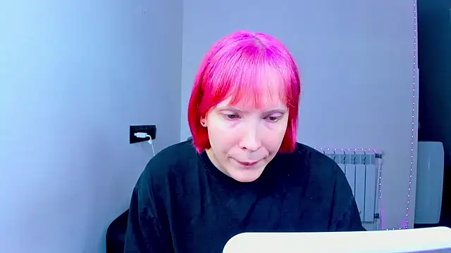 dollmore online show from 10/08/25, 08:12