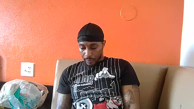 Stressreliever82 online show from 03/22/25, 06:58