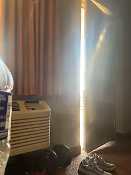 Stressreliever82 online show from 03/25/26, 02:45