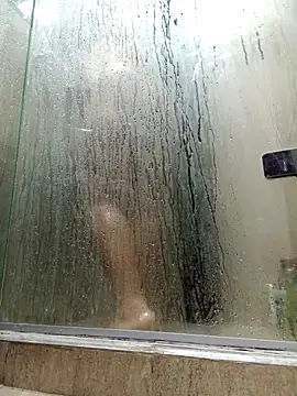 Snapshot of lucia_vonne_ chatting on 09/14/25, 11:20 lucia vonne online show from 09/14/25, 11:20