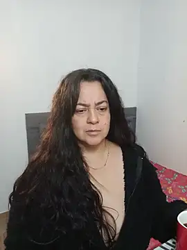 lucia vonne  online show from 06/14/26, 04:14