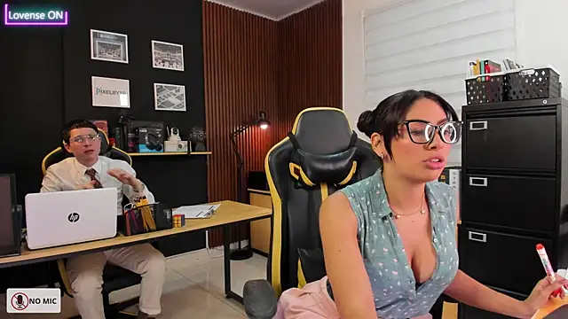 Office Naughty Girl online show from 03/22/25, 04:15