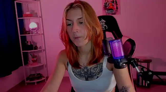 Snapshot of Dakotaa_ chatting on 01/18/25, 04:48 Dakotaa  online show from 01/18/25, 04:48