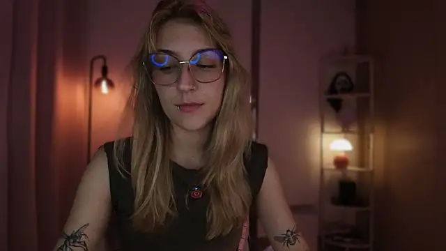 Dakotaa  online show from 02/14/26, 02:30