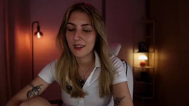 Dakotaa  online show from 02/28/26, 02:12