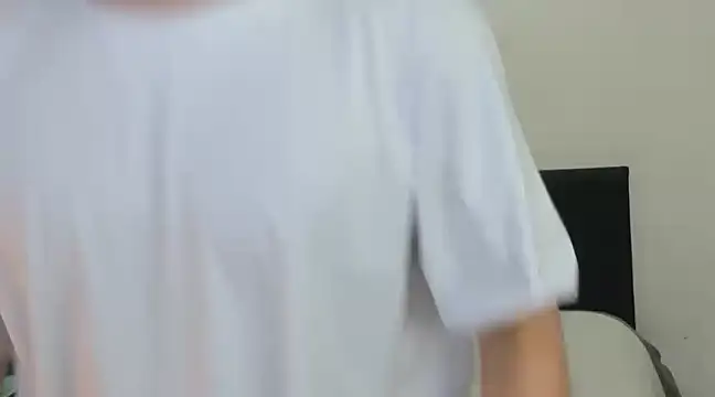 angelcortes online show from 01/10/25, 02:35