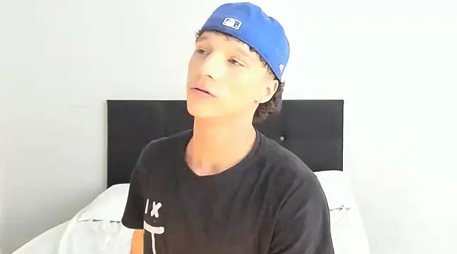 angelcortes online show from 03/11/25, 09:15