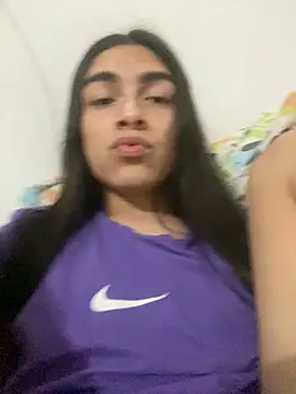 Snapshot of valendoll chatting on 03/16/25, 02:43 valendoll online show from 03/16/25, 02:43