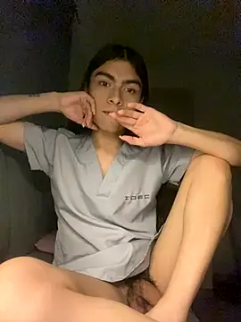 Snapshot of valendoll chatting on 09/14/25, 05:28 valendoll online show from 09/14/25, 05:28