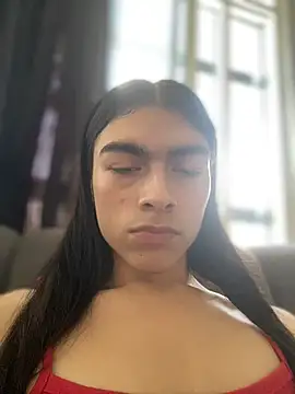 Snapshot of valendoll chatting on 10/28/25, 06:54 valendoll online show from 10/28/25, 06:54