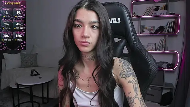 vinkitinkii online show from 02/25/25, 07:09