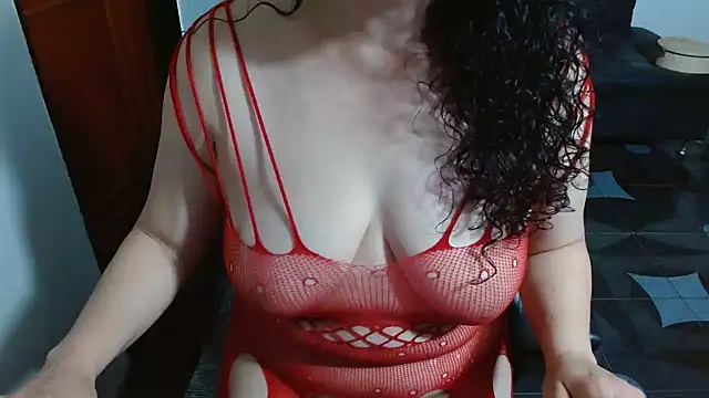 Snapshot of MATURETOPASIO chatting on 03/06/25, 09:31 MATURETOPASIO online show from 03/06/25, 09:31