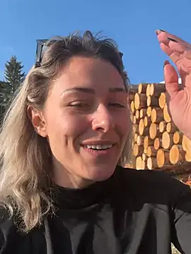 petrouchkaaa  online show from 03/04/26, 02:45