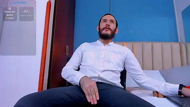 jeanpiere  online show from 10/12/25, 03:05