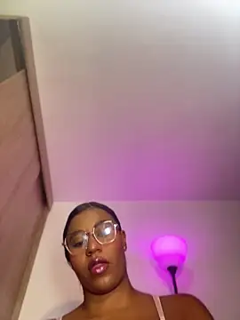 charlotteeruss online show from 07/05/26, 08:05