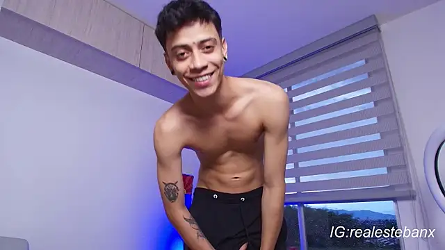 Esteban Knight online show from 10/15/25, 10:32