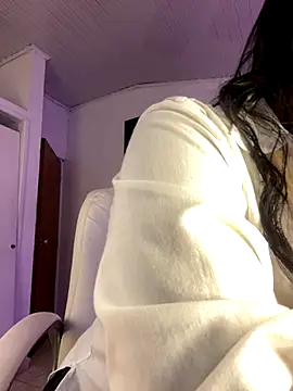 NatashaBrown12 online show from 09/19/25, 12:17