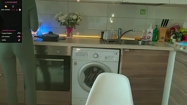 MissLovex online show from 09/10/25, 02:22