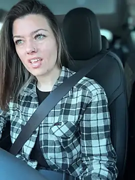 LadyLena1 online show from 01/25/25, 04:24