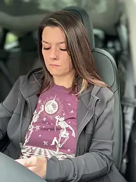 LadyLena1 online show from 03/11/25, 11:04