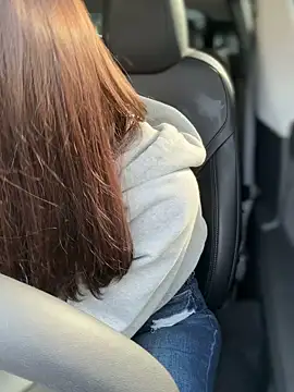 LadyLena1 online show from 12/20/25, 09:11