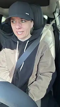 LadyLena1 online show from 04/08/26, 06:19