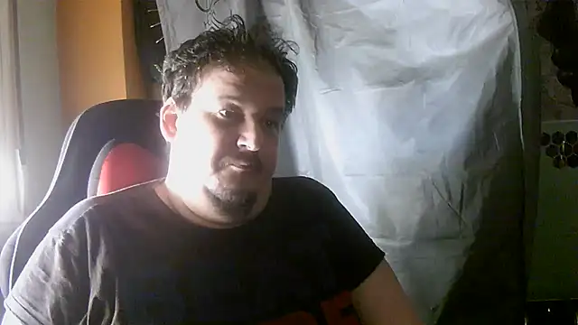Snapshot of porkorossy chatting on 06/06/26, 01:38 porkorossy online show from 06/06/26, 01:38