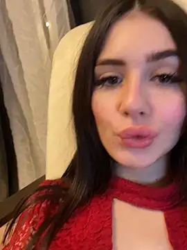 SofiaLaLight online show from 12/19/24, 06:01