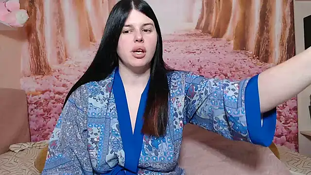 Snapshot of Annatrybebetter chatting on 11/14/25, 08:40 Annatrybebetter online show from 11/14/25, 08:40