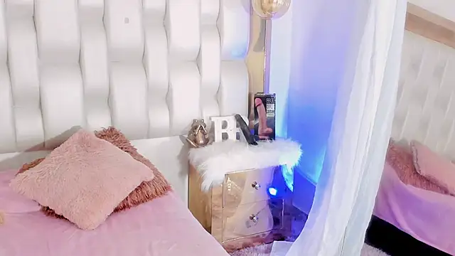 BeckyRusso online show from 02/21/25, 12:39