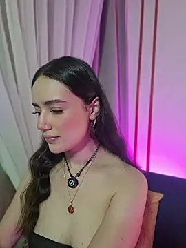 Snapshot of Kate_Amaretto_ chatting on 05/17/26, 02:09 Kate Amaretto online show from 05/17/26, 02:09