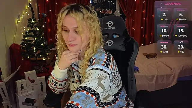 Snapshot of Lori_Myaf chatting on 12/27/24, 02:22 Lori Myaf online show from 12/27/24, 02:22