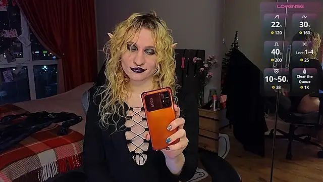 Snapshot of Lori_Myaf chatting on 02/01/25, 02:45 Lori Myaf online show from 02/01/25, 02:45