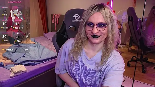 Snapshot of Lori_Myaf chatting on 11/13/25, 03:11 Lori Myaf online show from 11/13/25, 03:11