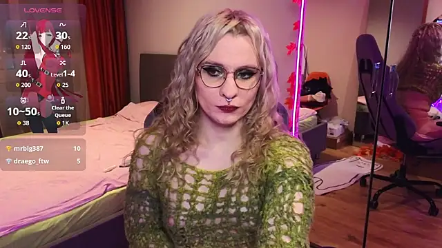 Snapshot of Lori_Myaf chatting on 12/03/25, 02:26 Lori Myaf online show from 12/03/25, 02:26